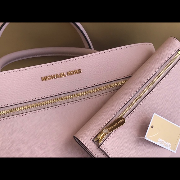 🌷MICHAEL KORS Medium Blossom Satchel Set - Picture 6 of 7